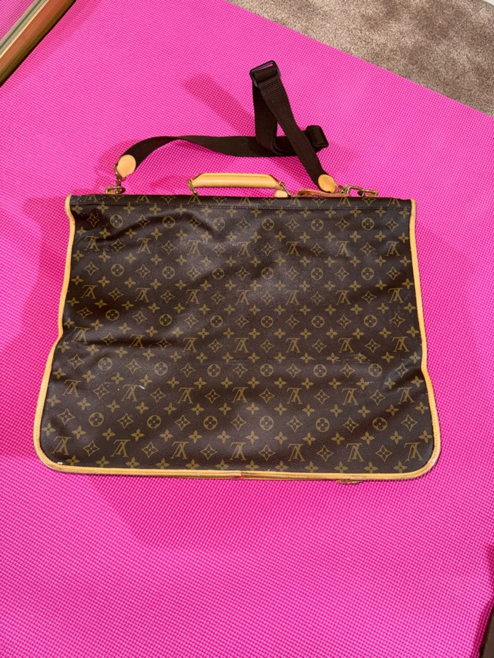 Louis Vuitton Brown Monogram Canvas Garment Bag with Tan Trim - Picture 4 of 15